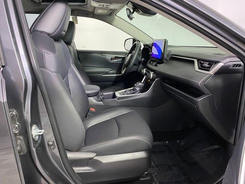 Used 2025 Toyota RAV4 XLE Premium w/ Weather Package image 8