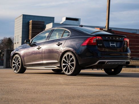 Used 2016 Volvo S60 T5 Premier w/ Convenience Package image 5