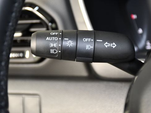 Certified 2026 Honda Pilot Touring image 22