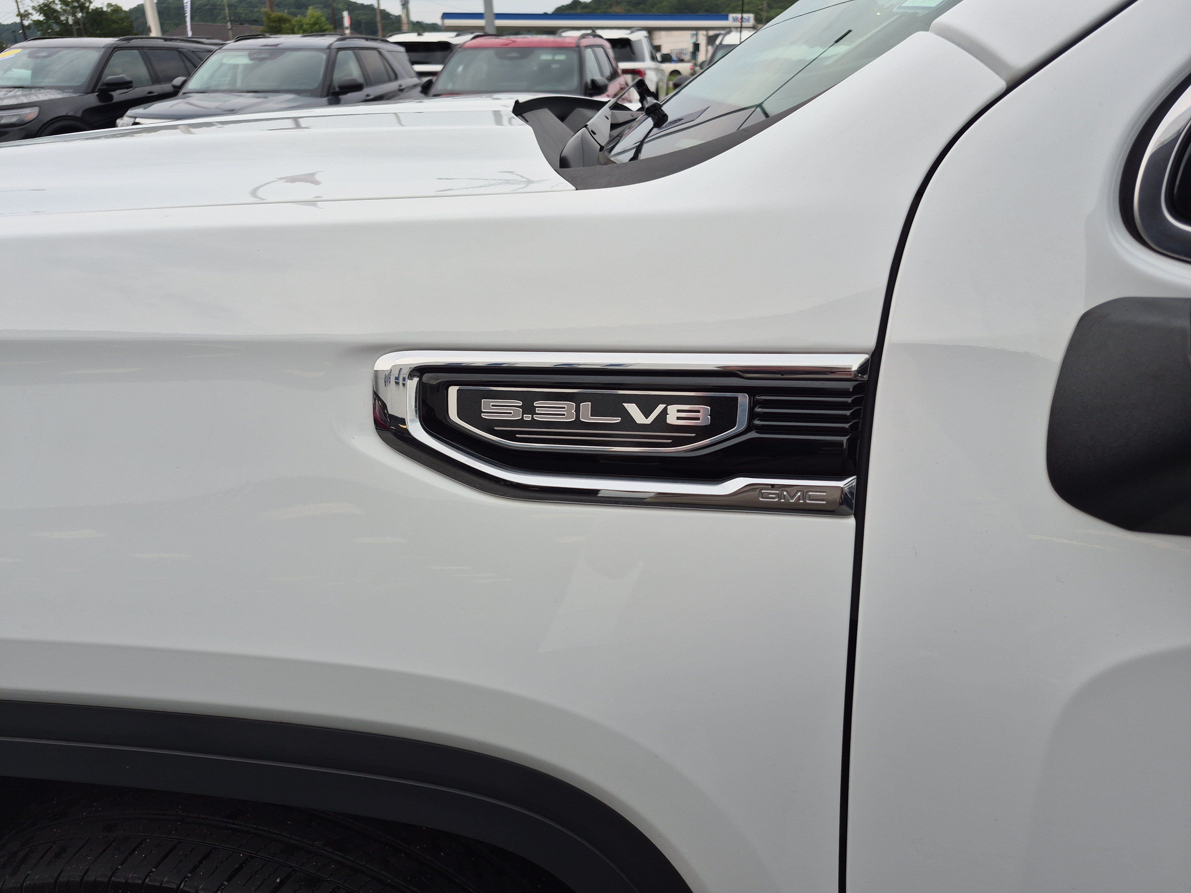 Used 2023 GMC Sierra 1500 SLT w/ SLT Convenience Package AWD/4WD image 10