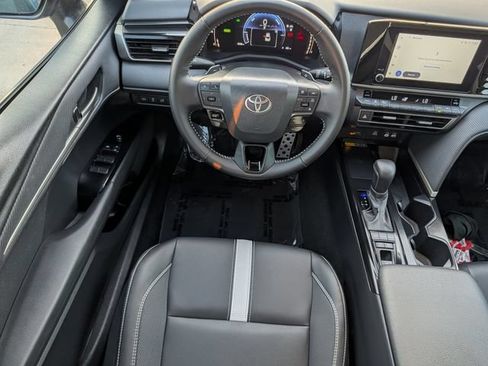 Used 2026 Toyota Camry SE w/ Convenience Package FWD image 12
