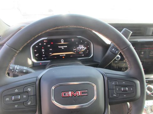 New 2026 GMC Sierra 3500 AT4 w/ AT4 Premium Plus Package AWD/4WD image 18