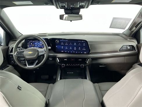 Used 2025 Chevrolet Tahoe LT w/ Sun And Tow Package image 21