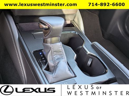 Certified 2025 Lexus ES 350 image 21