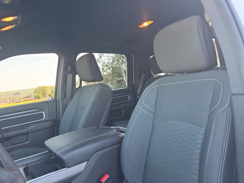 Used 2025 RAM 3500 Big Horn AWD/4WD image 13