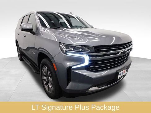 Used 2022 Chevrolet Tahoe LT w/ LT Signature Plus Package image 2