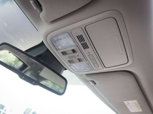 Used 2015 Honda Odyssey Touring Elite image 42