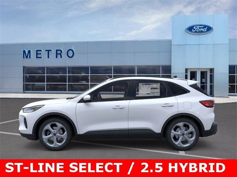 New 2025 Ford Escape ST-Line Elite image 4