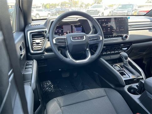 New 2025 GMC Canyon Elevation image 11