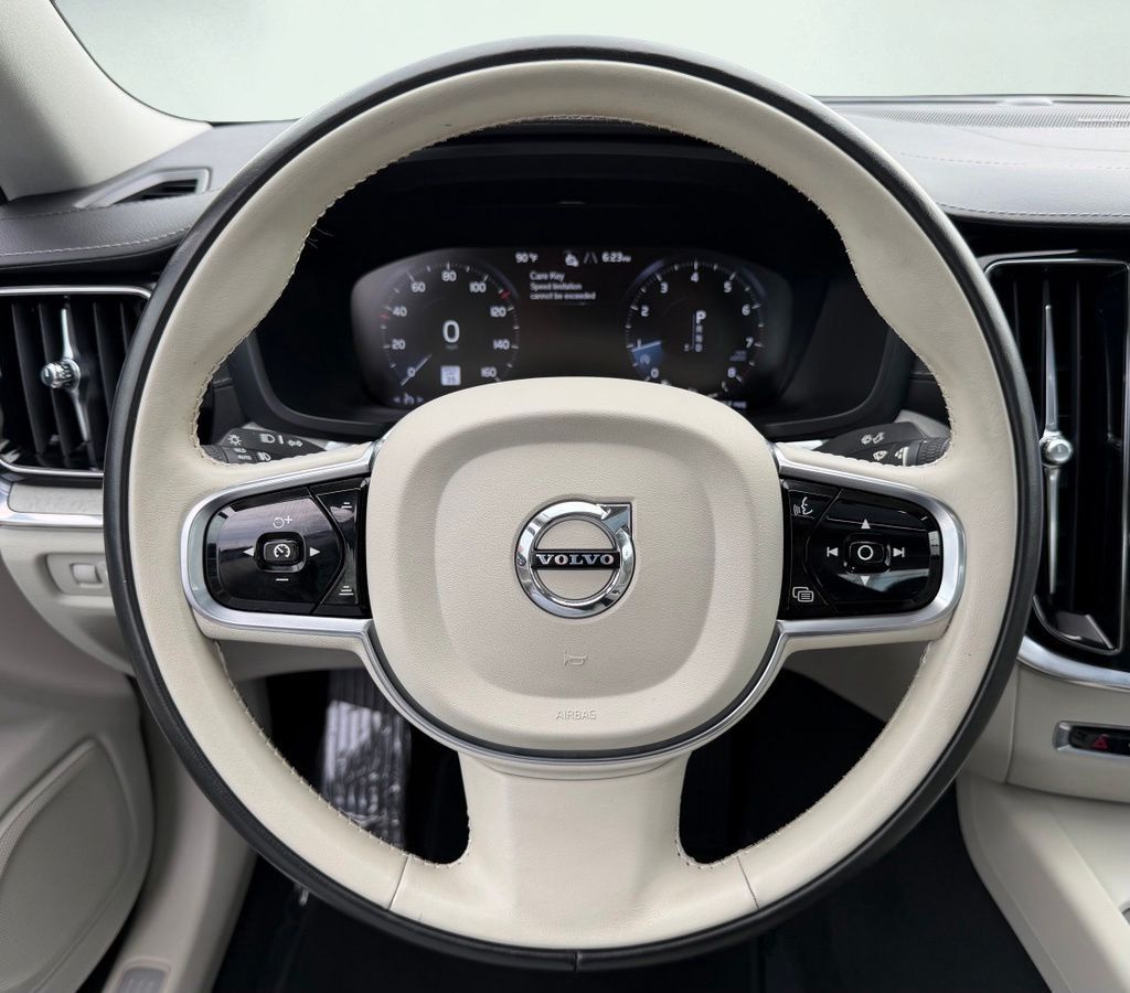 Used 2021 Volvo S60 T5 Inscription FWD image 39