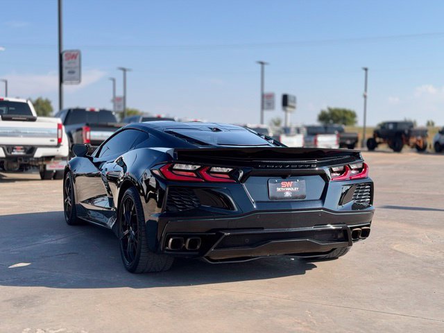 Used 2020 Chevrolet Corvette Stingray Preferred Cpe w/ 2LT Preferred Equipment Group RWD image 3