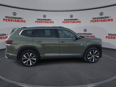New 2026 Volkswagen Atlas SEL Premium R-Line image 9
