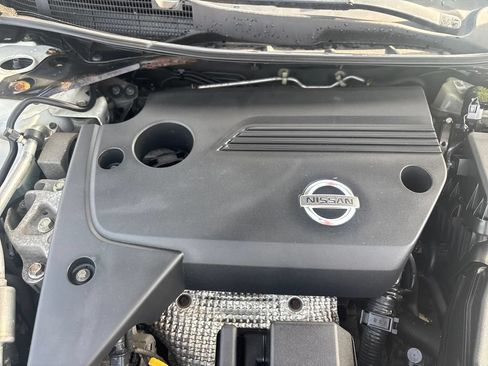Used 2014 Nissan Altima 2.5 S FWD image 23