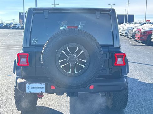 Used 2024 Jeep Wrangler Unlimited Rubicon image 4