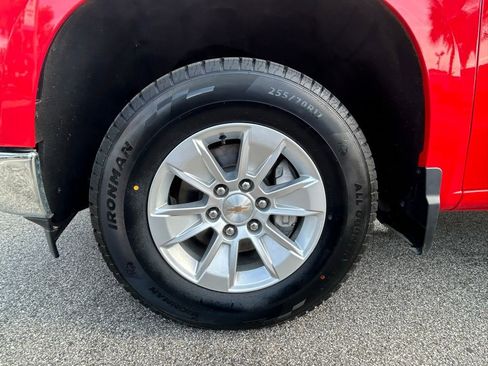 Used 2025 Chevrolet Silverado 1500 LT RWD image 9