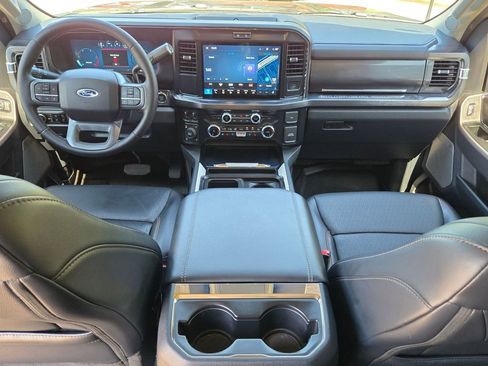Used 2025 Ford F250 Lariat w/ FX4 Off-Road Package AWD/4WD image 30
