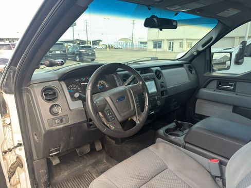 Used 2014 Ford F150 XL w/ Equipment Group 101A Mid AWD/4WD image 13