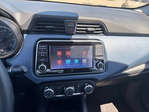 Used 2025 Nissan Versa SV FWD image 20