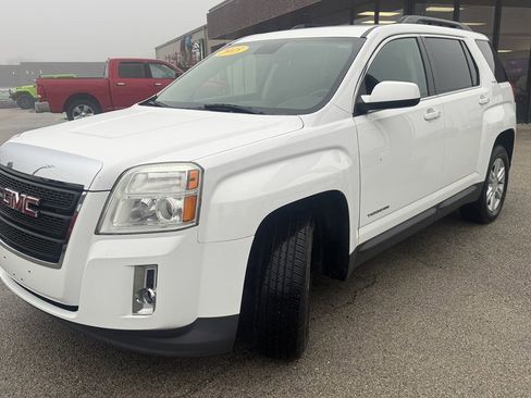 Used 2015 GMC Terrain SLE w/ Convenience Package image 4