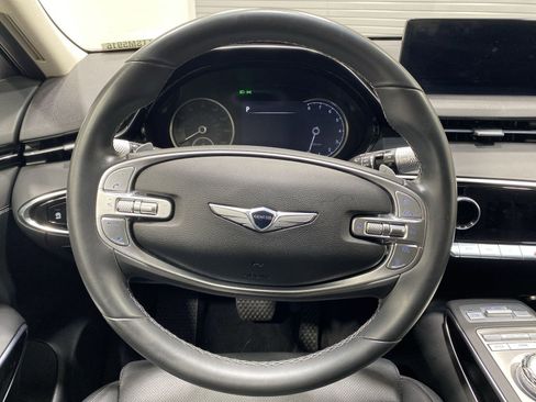 Used 2025 Genesis GV70 2.5T AWD/4WD image 14