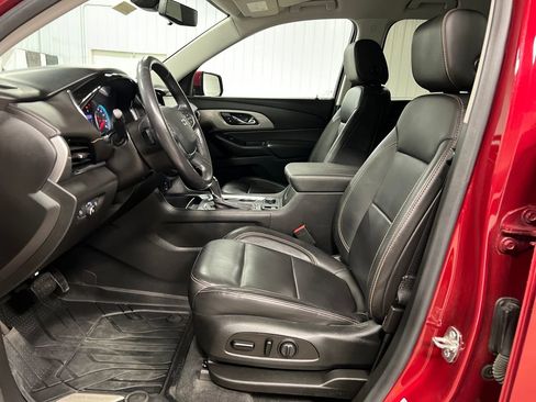 Certified 2020 Chevrolet Traverse RS AWD/4WD image 13
