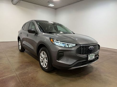 Used 2024 Ford Escape Active image 30