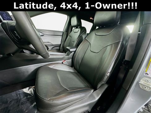 Used 2023 Jeep Compass Latitude w/ Sun and Sound Group image 22