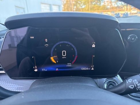 Used 2025 Chevrolet Trax ACTIV w/ Driver Confidence Package image 4