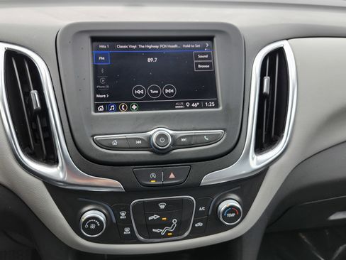 Used 2022 Chevrolet Equinox LS image 22