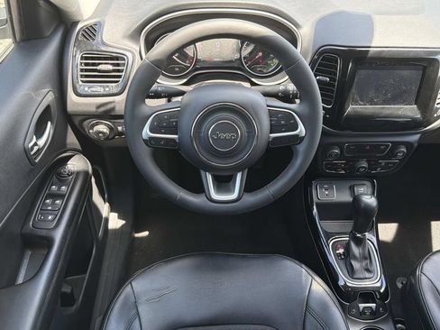Used 2021 Jeep Compass Latitude FWD image 17