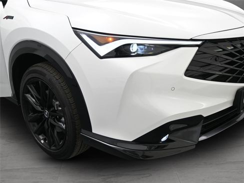 Certified 2025 Acura ADX A-Spec image 17
