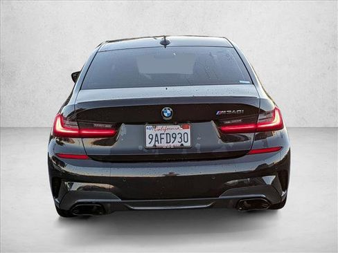 Certified 2022 BMW M340i w/ Premium Package image 6
