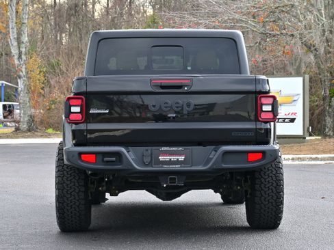 Used 2021 Jeep Gladiator Sport image 29