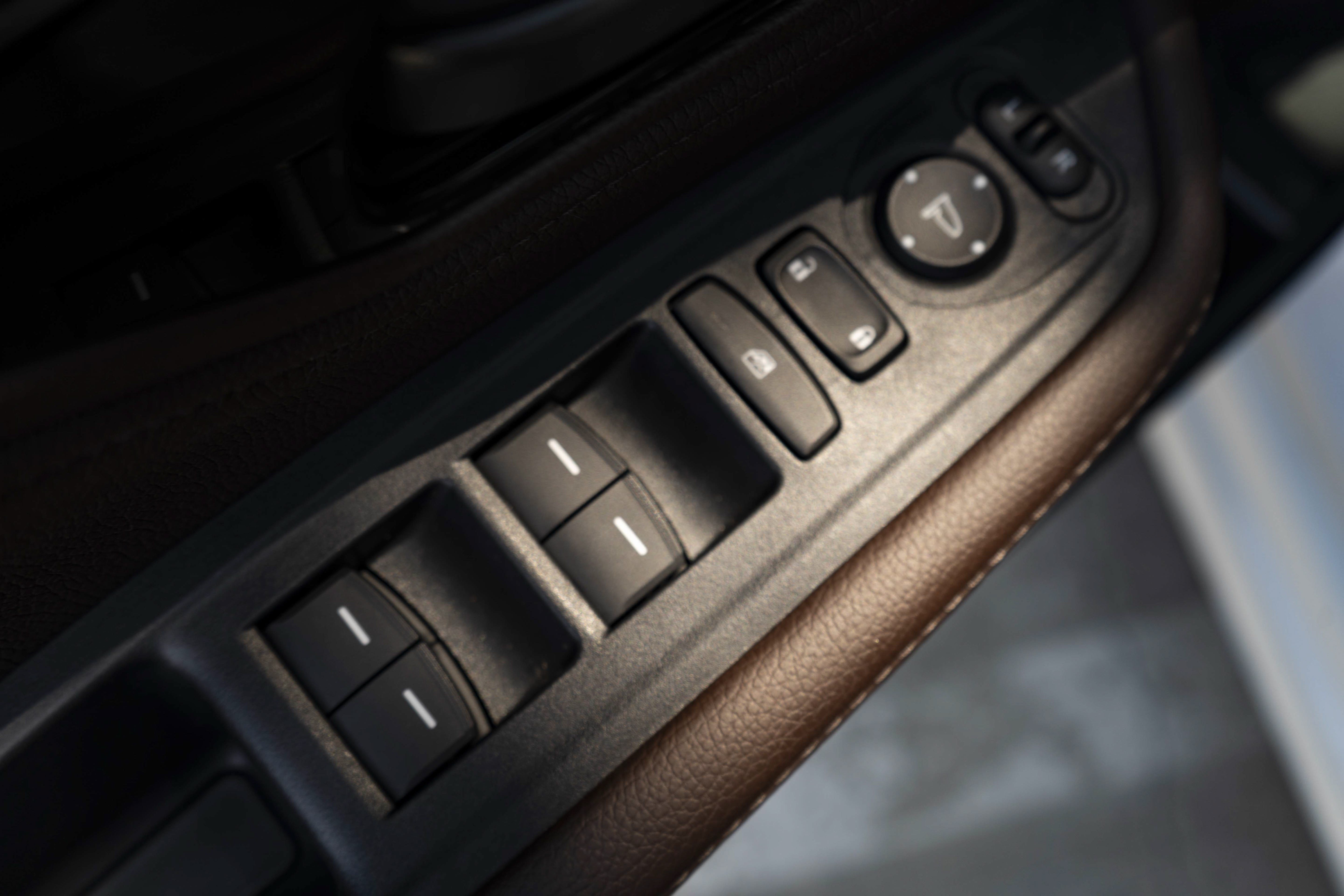 Certified 2025 Honda Odyssey Touring image 36