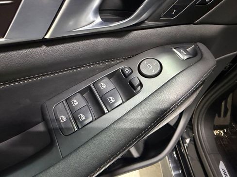 Used 2024 BMW X5 xDrive40i AWD/4WD image 37