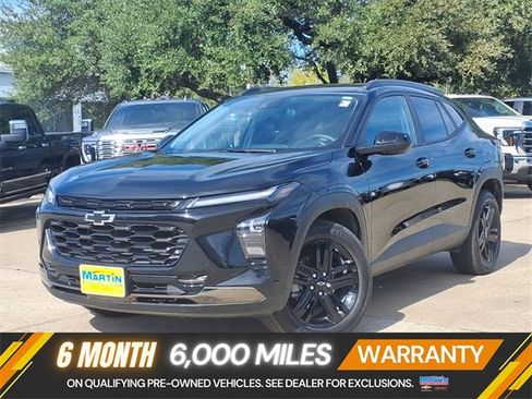 Used 2025 Chevrolet Trax ACTIV w/ Driver Confidence Package image 1