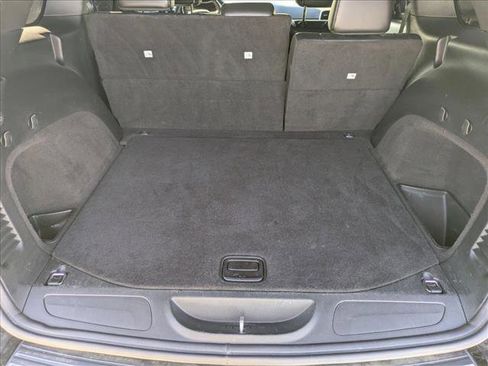 Used 2018 Jeep Grand Cherokee Altitude image 6