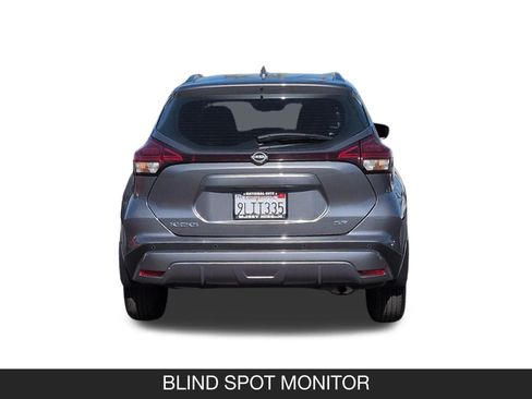 Certified 2024 Nissan Kicks SR image 9