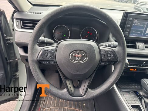 Used 2019 Toyota RAV4 XLE image 18