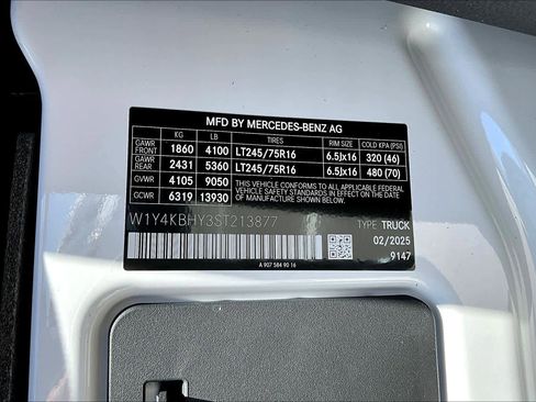 New 2025 Mercedes-Benz Sprinter 2500 image 21