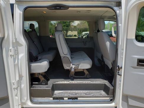 Used 2015 Ford Transit 350 XLT image 12