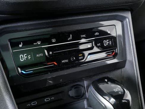 Certified 2023 Volkswagen Tiguan SE R-Line image 12