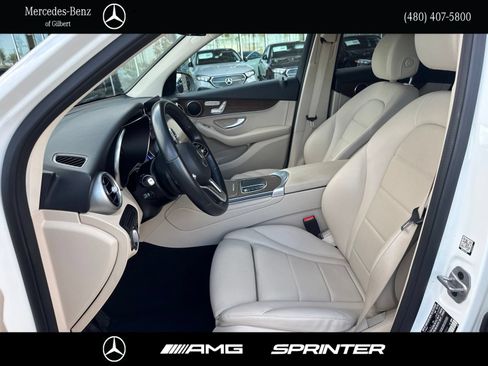 Used 2022 Mercedes-Benz GLC 300 4MATIC image 10