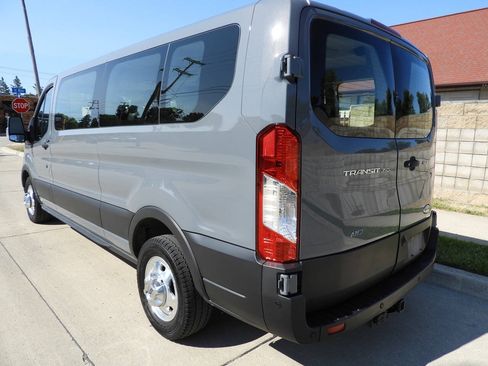 Used 2022 Ford Transit 350 XLT AWD/4WD image 6