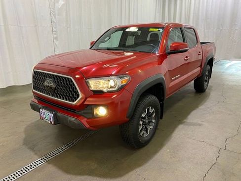 Certified 2018 Toyota Tacoma TRD Off-Road w/ Technology Package image 7