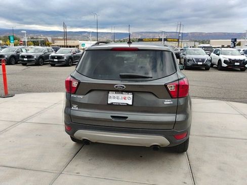 Used 2019 Ford Escape SEL image 6