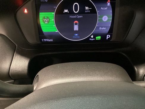 Used 2023 Chevrolet Bolt LT image 13