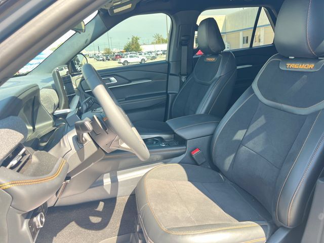 Used 2026 Ford Explorer Tremor AWD/4WD image 35