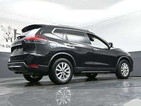 Used 2019 Nissan Rogue SV AWD/4WD image 32