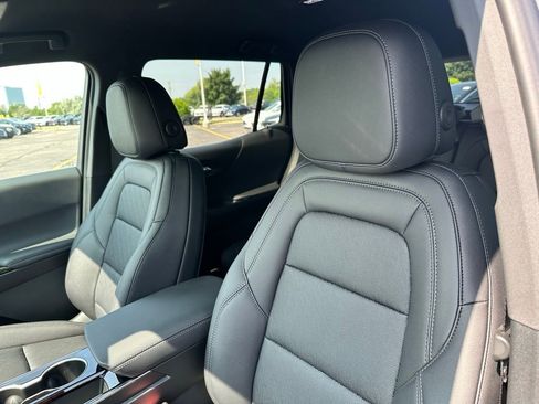 New 2026 Chevrolet Equinox LT w/ Convenience Package II image 26